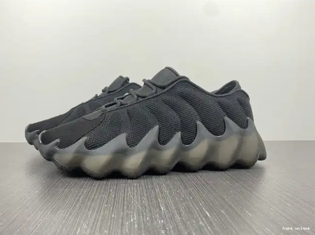 hype 400 YEEZY ADIDAS H68032 0525